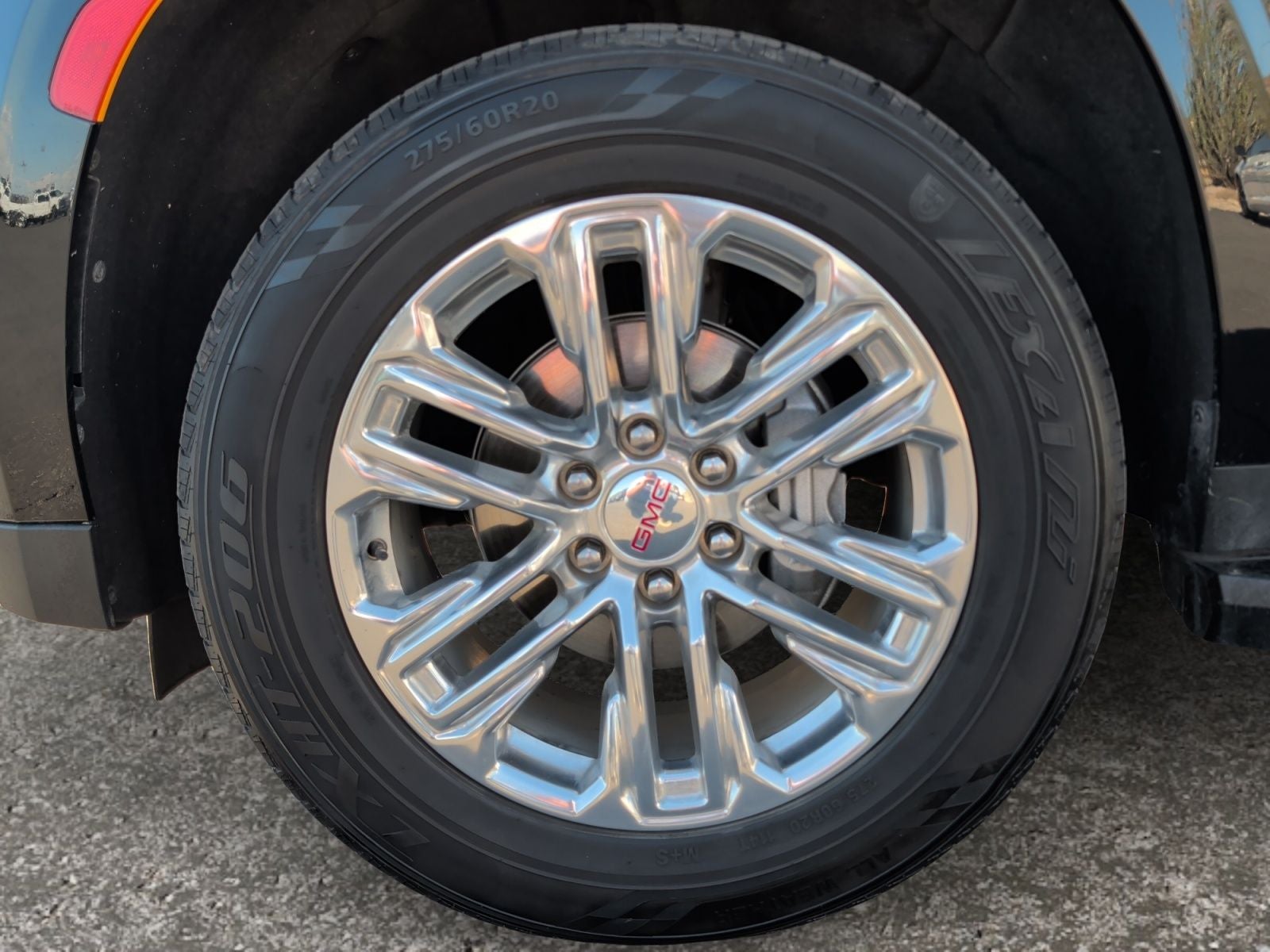 2023 GMC Yukon XL 4WD SLT