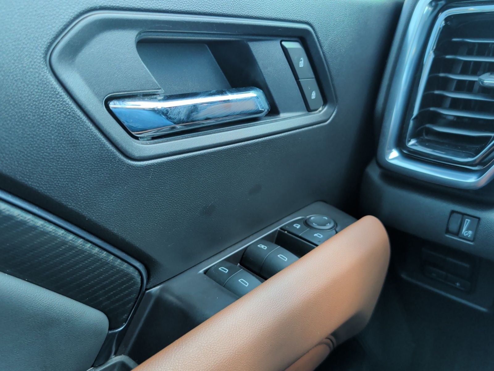 2025 GMC Canyon 4WD AT4