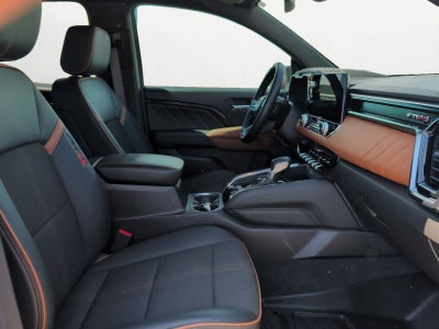 2025 GMC Canyon 4WD AT4