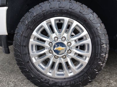 2022 Chevrolet Silverado 3500HD 4WD Crew Cab Standard Bed High Country