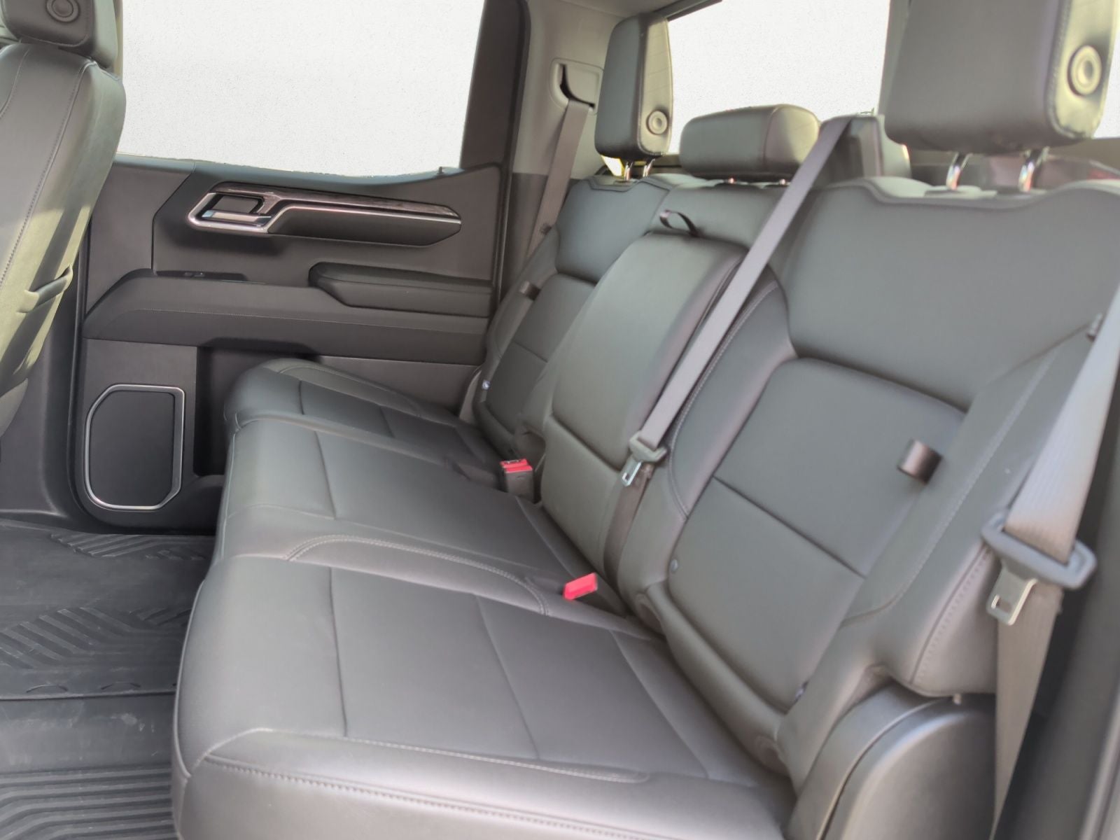 2024 Chevrolet Silverado 1500 4WD Crew Cab Short Bed LTZ