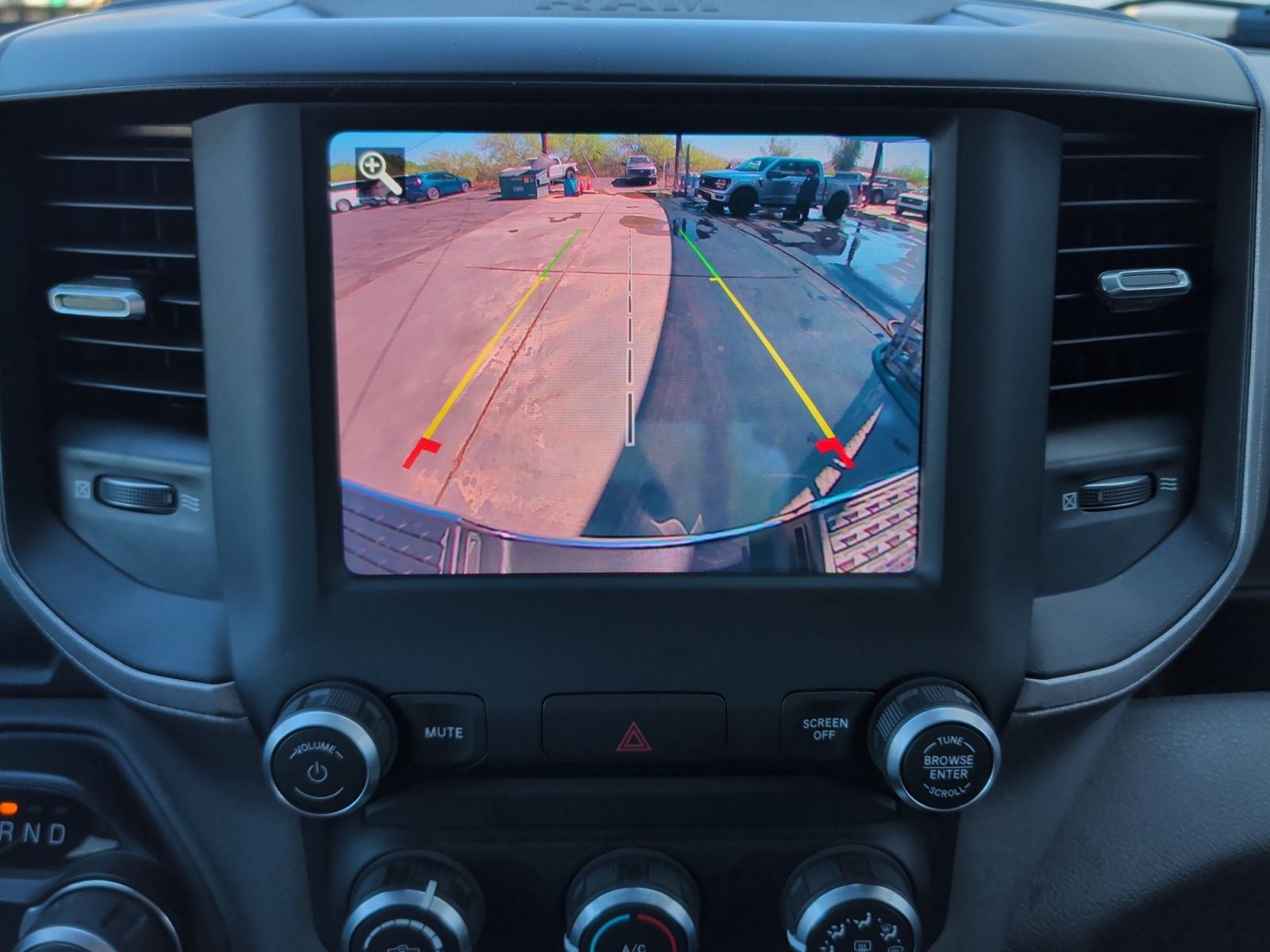 2021 RAM 3500 Tradesman Crew Cab 4x4 6'4' Box