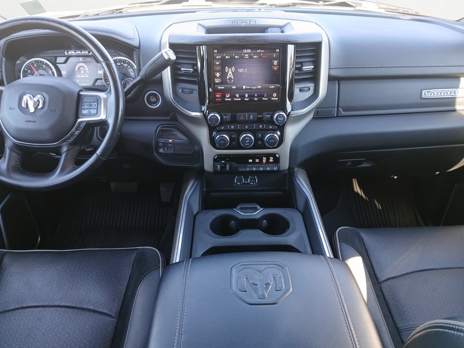 2021 RAM 3500 Laramie Crew Cab 4x4 8' Box