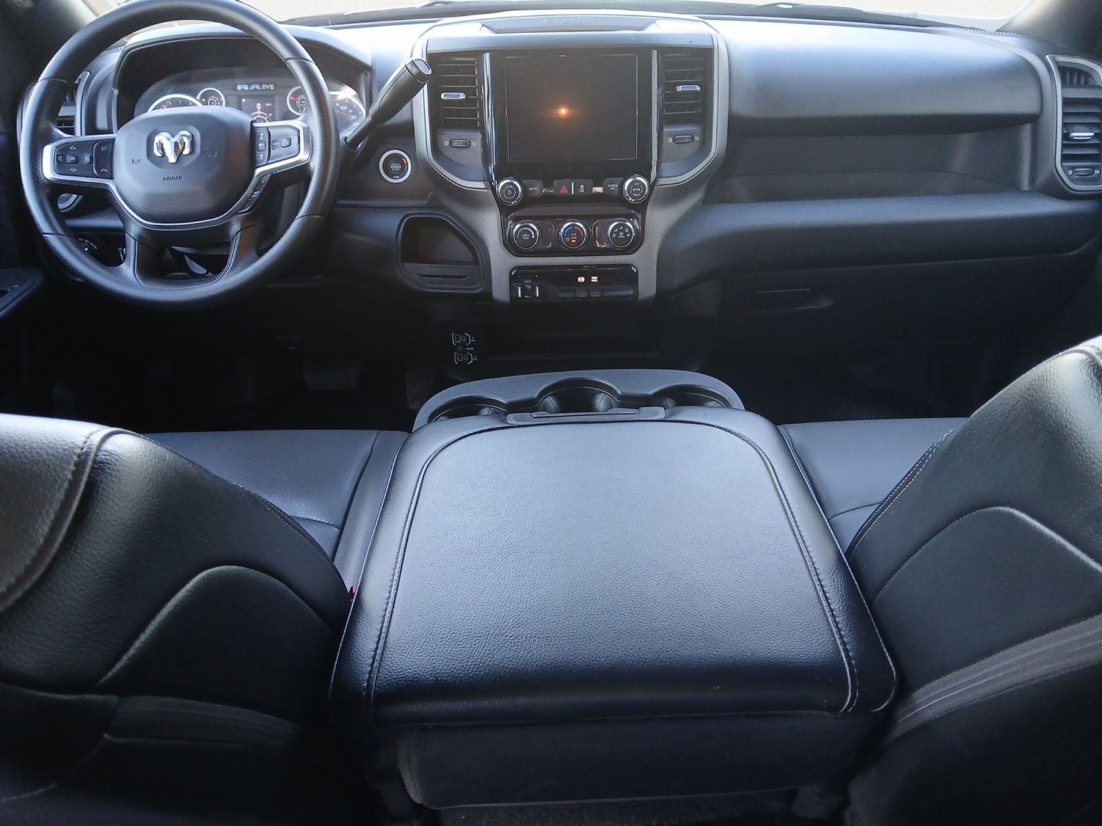 2025 RAM 3500 Tradesman Crew Cab 4x2 8' Box