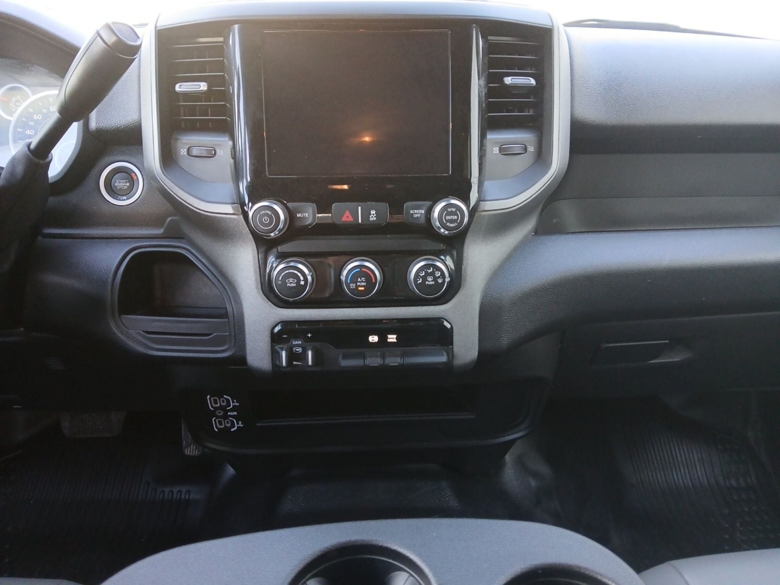 2025 RAM 3500 Tradesman Crew Cab 4x2 8' Box