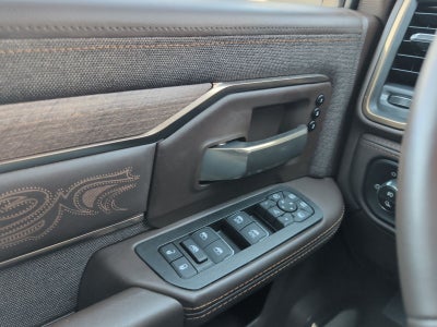 2025 RAM 3500 Limited Longhorn Crew Cab 4x4 8' Box