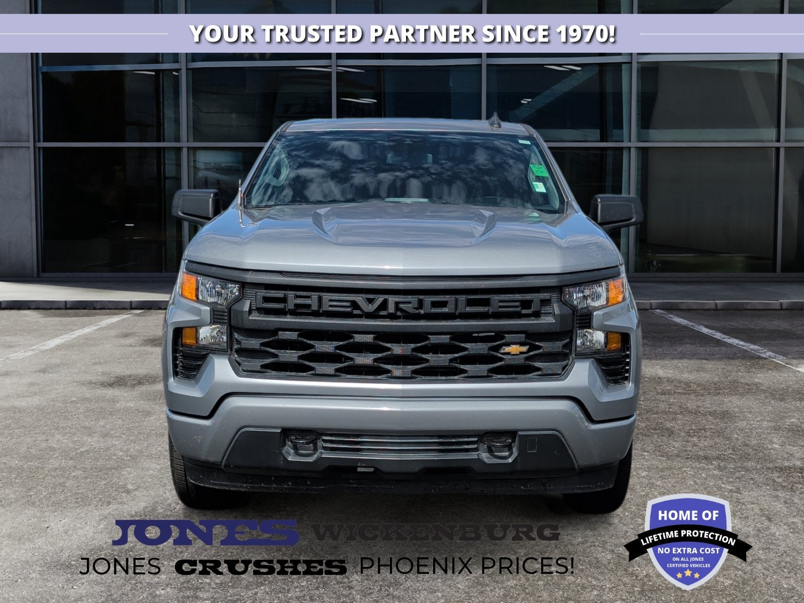 2023 Chevrolet Silverado 1500 2WD Crew Cab Short Bed Custom