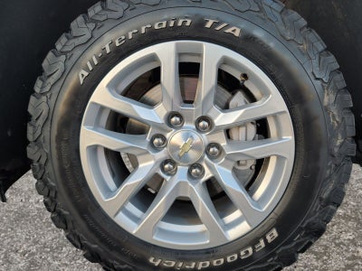2020 Chevrolet Silverado 1500 4WD Crew Cab Short Bed LT