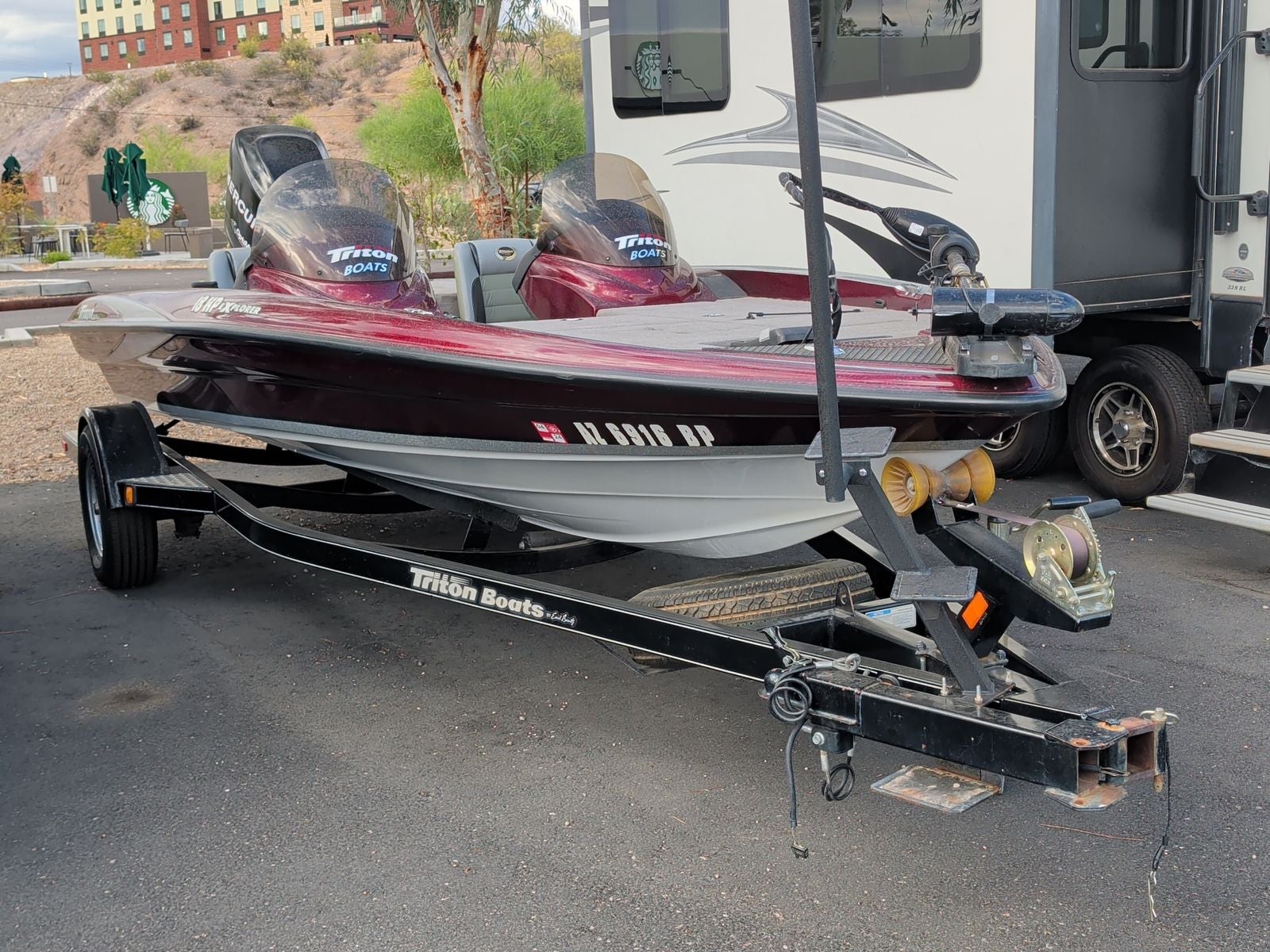2009 Triton Explorer Bass Boat