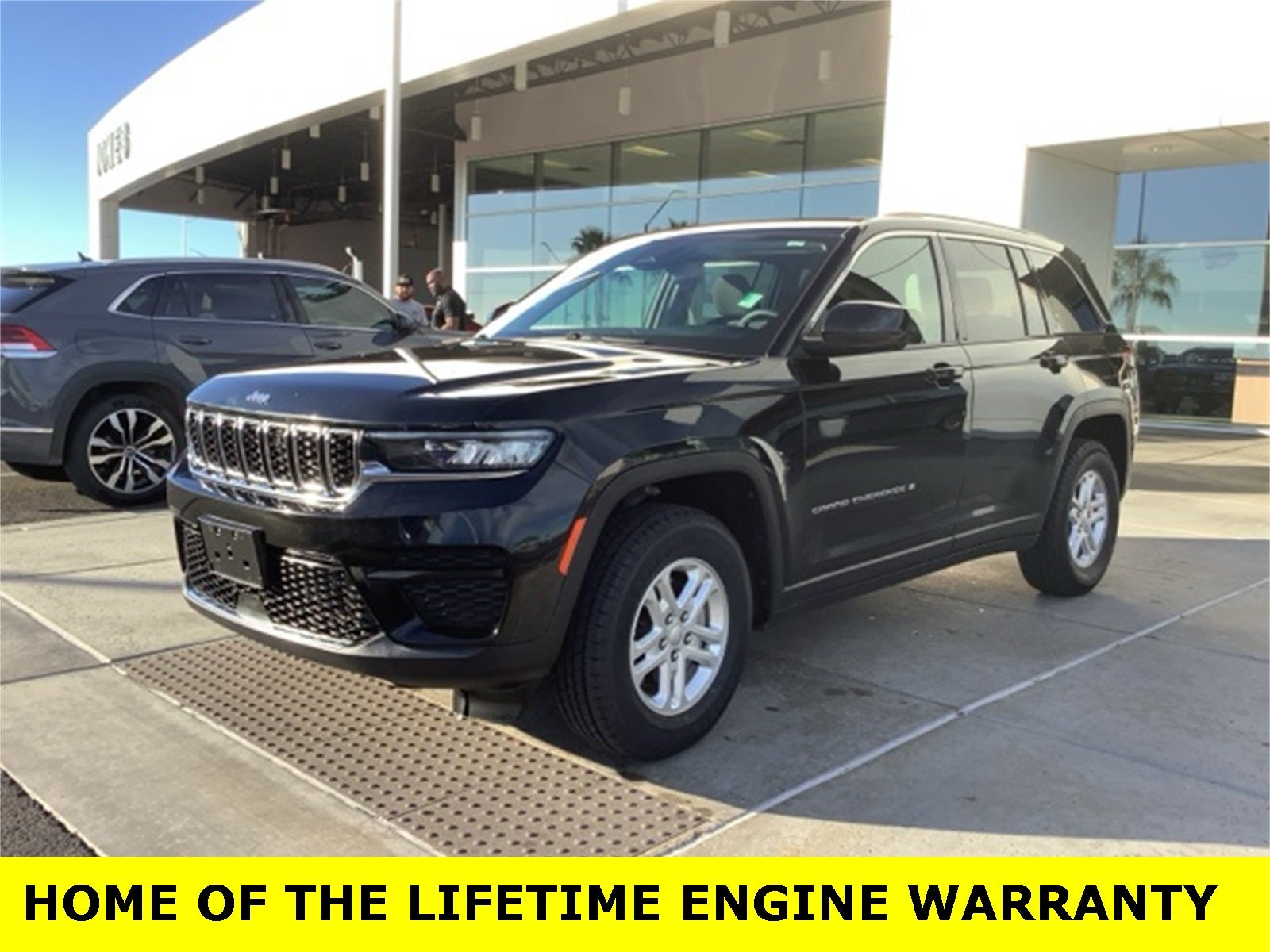 2024 Jeep Grand Cherokee Laredo