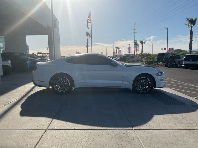 2022 Ford Mustang EcoBoost