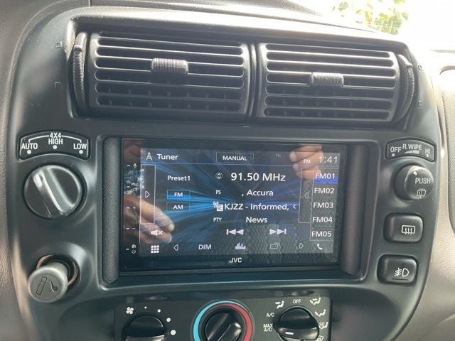 2000 Ford Explorer XLT