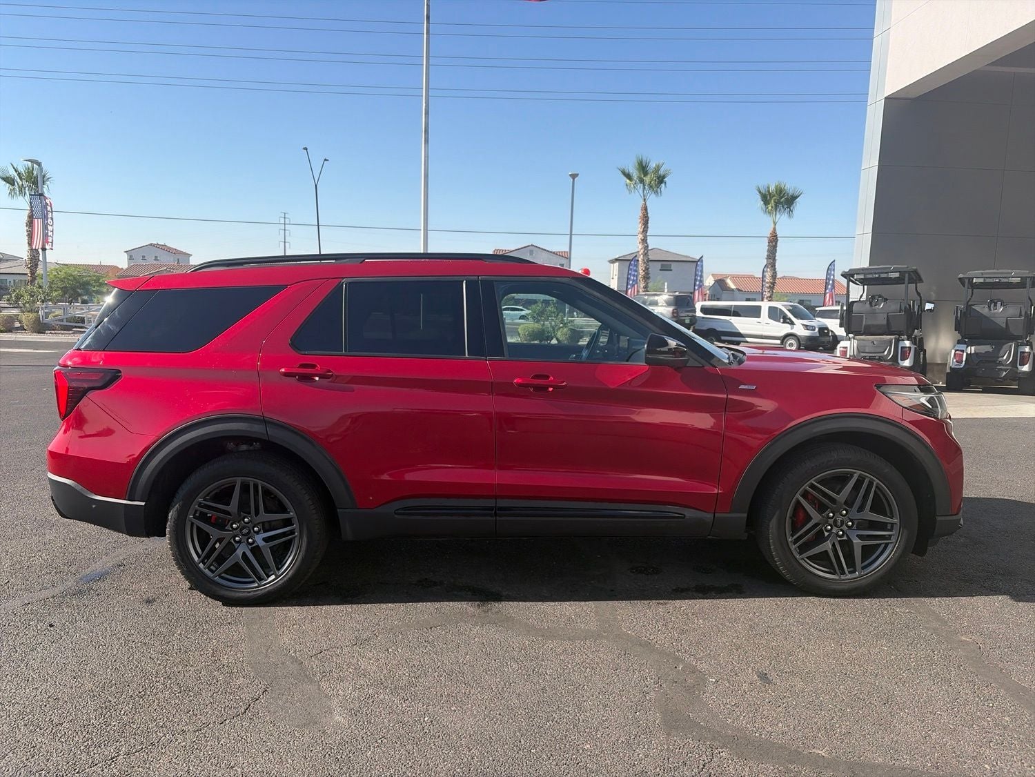 2025 Ford Explorer ST-Line