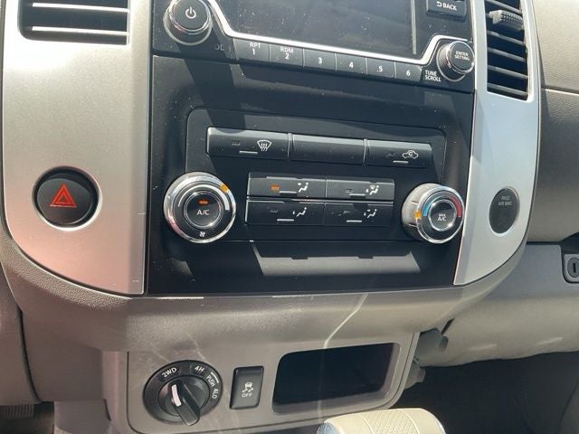2016 Nissan Frontier SV