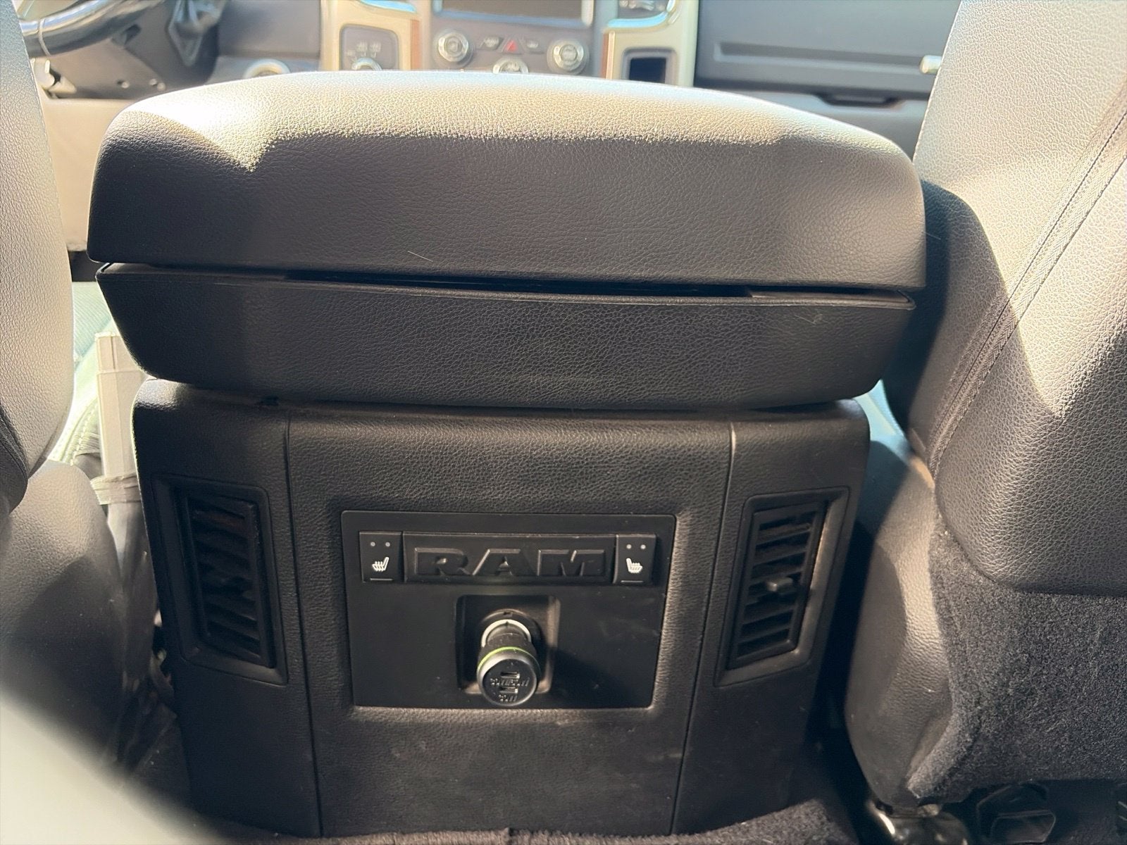 2014 RAM 3500 Laramie