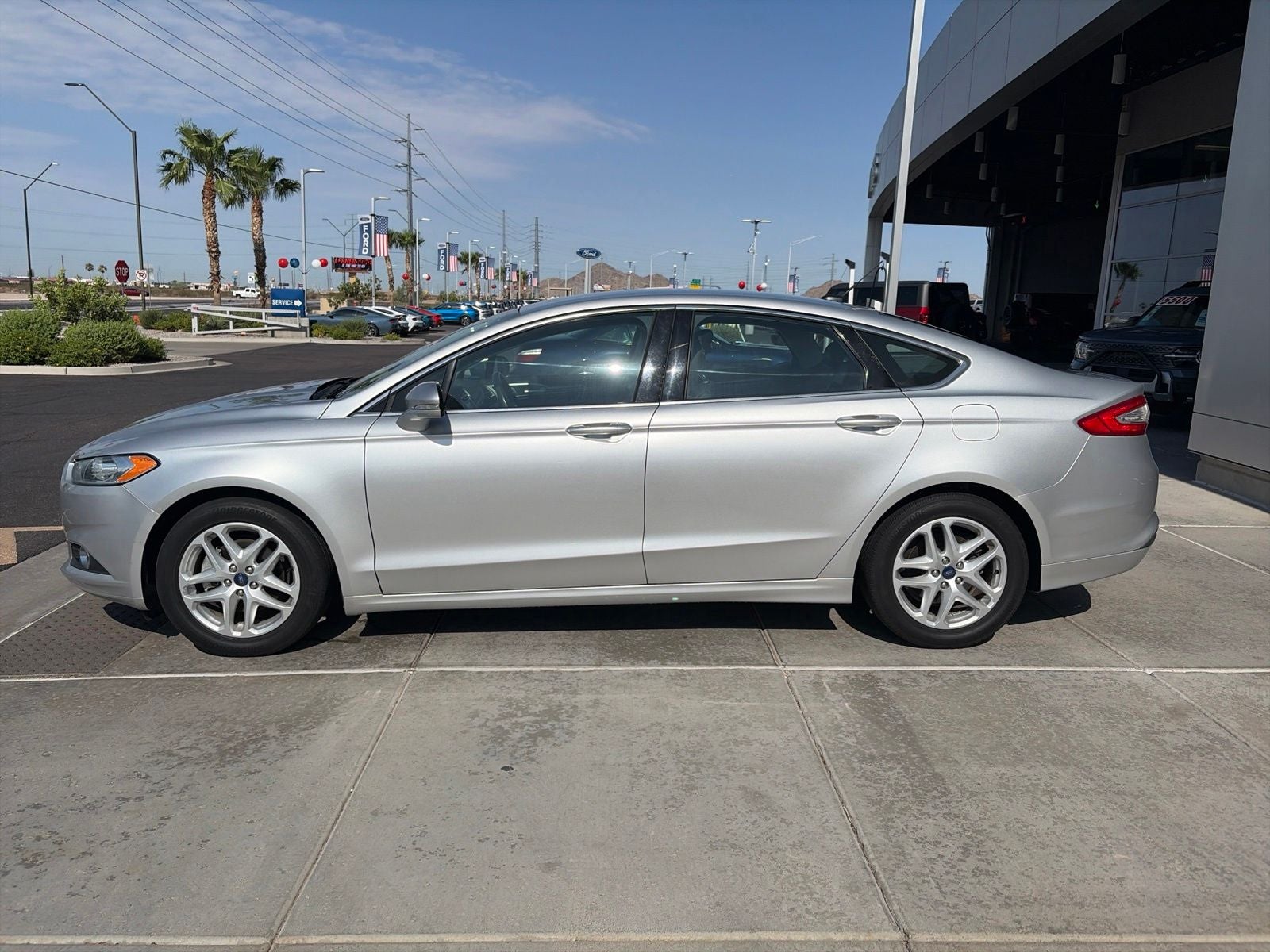 2014 Ford Fusion SE