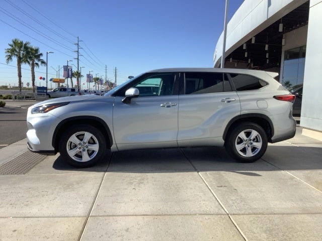 2023 Toyota Highlander L