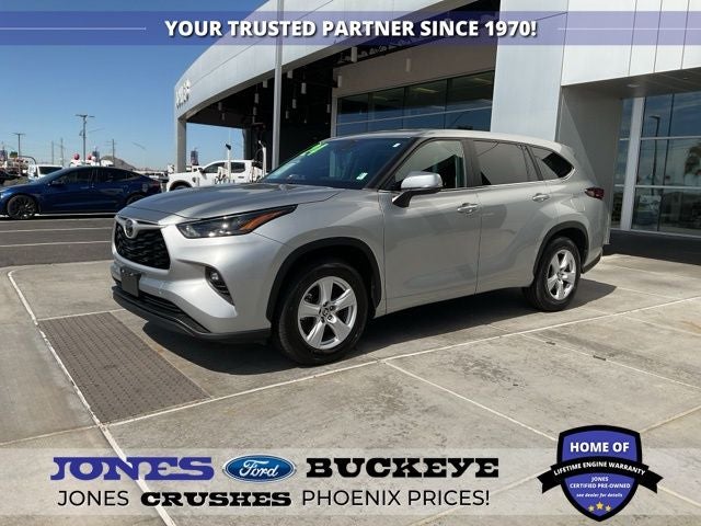 2024 Toyota Highlander LE