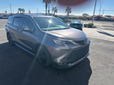 2023 Toyota Sienna XLE