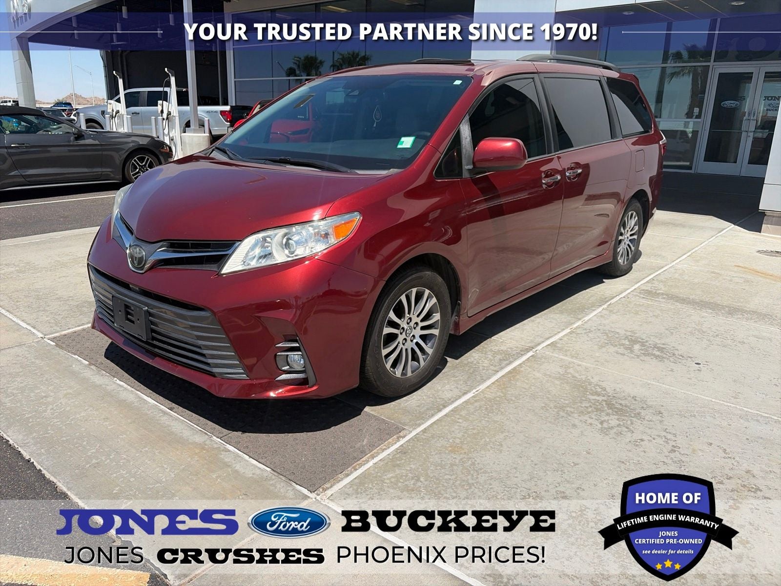 2019 Toyota Sienna XLE