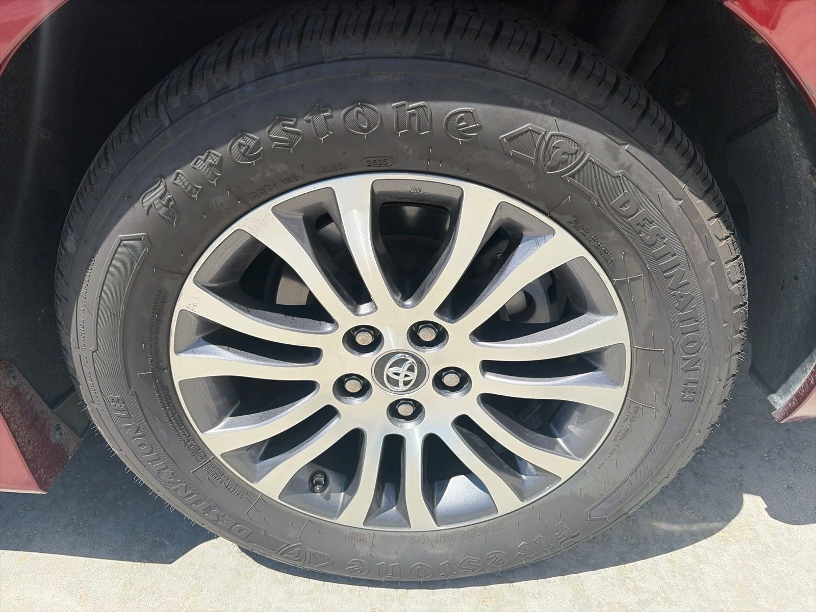 2019 Toyota Sienna XLE