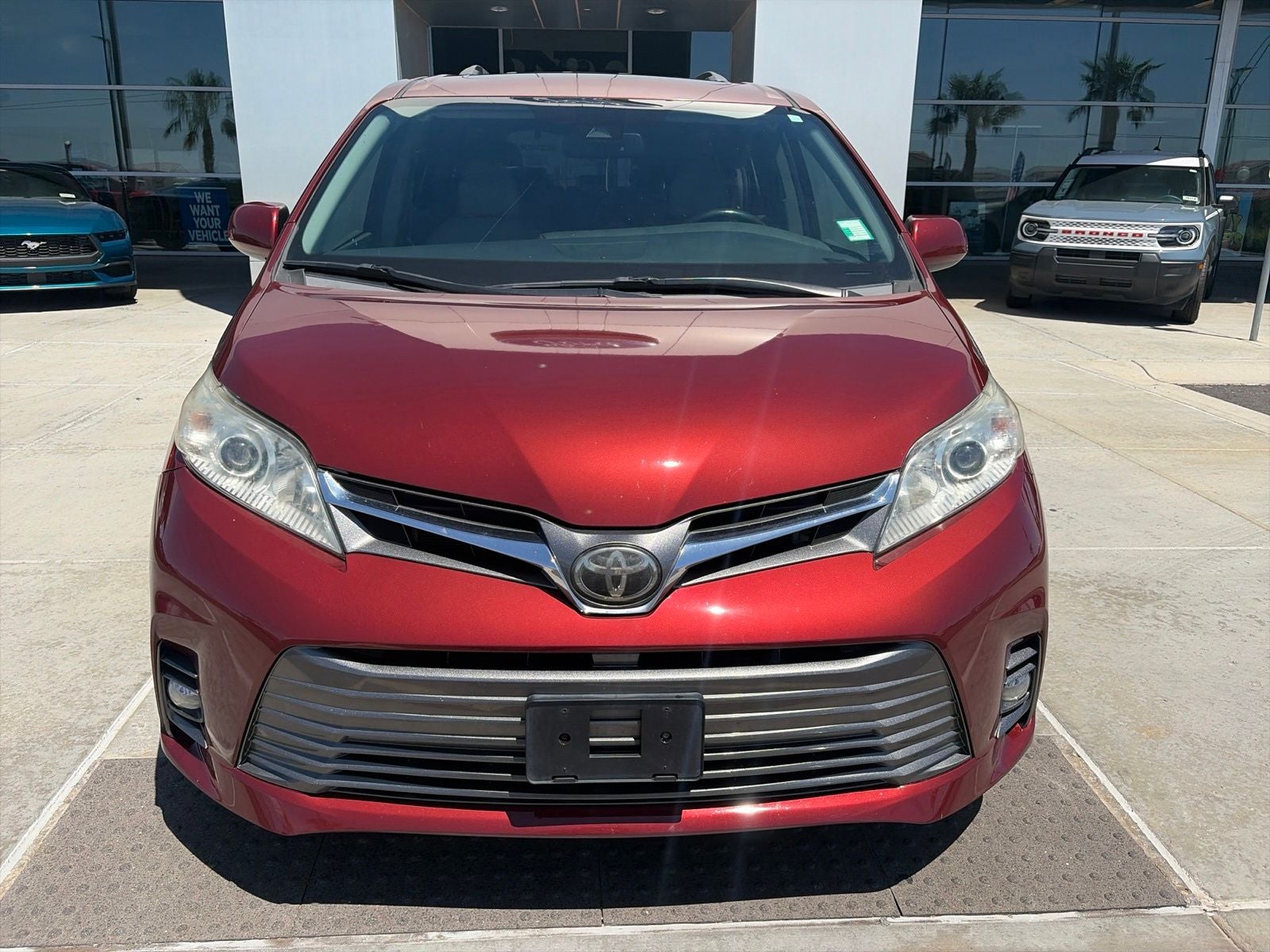 2019 Toyota Sienna XLE