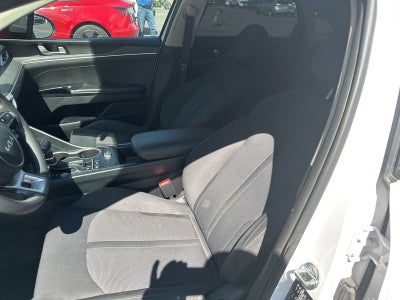 2022 Kia K5 LX