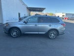 2016 Mitsubishi Outlander Base