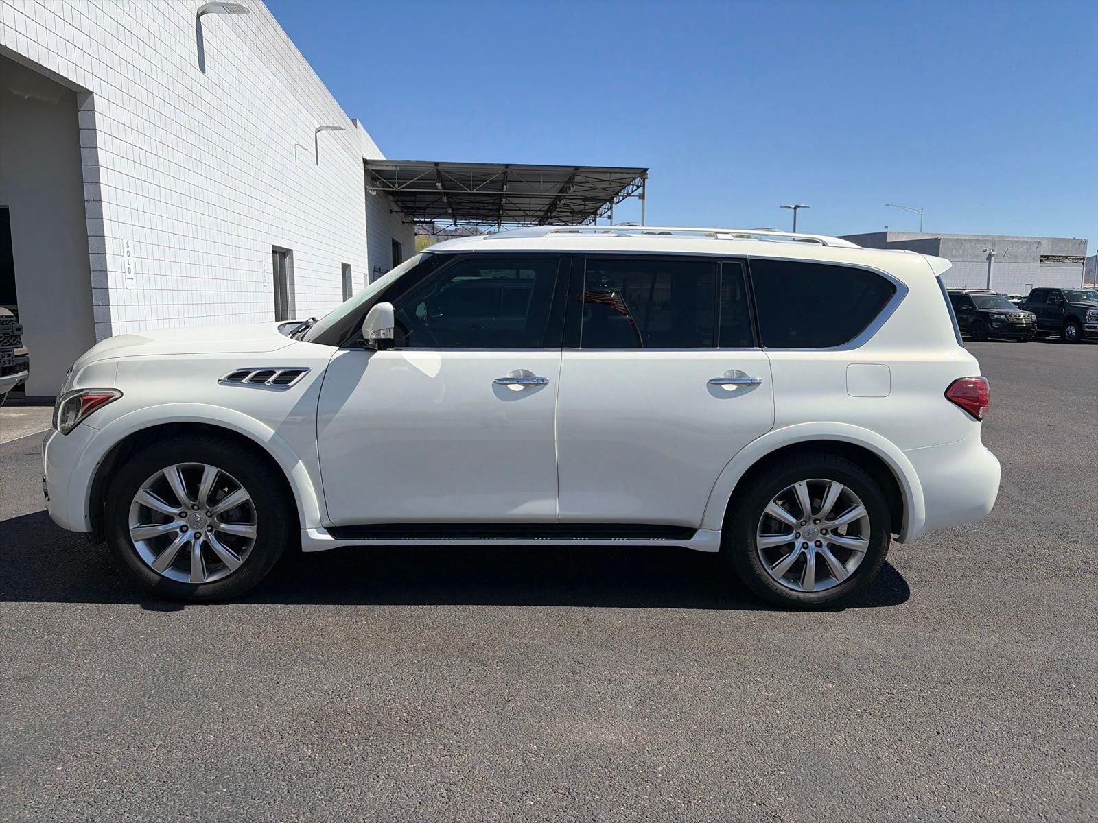 2013 INFINITI QX56 Base